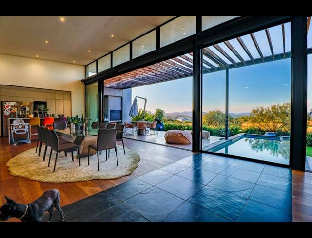 4 BEDROOM HOUSE FOR SALE IN COPPERLEAF ESTATE